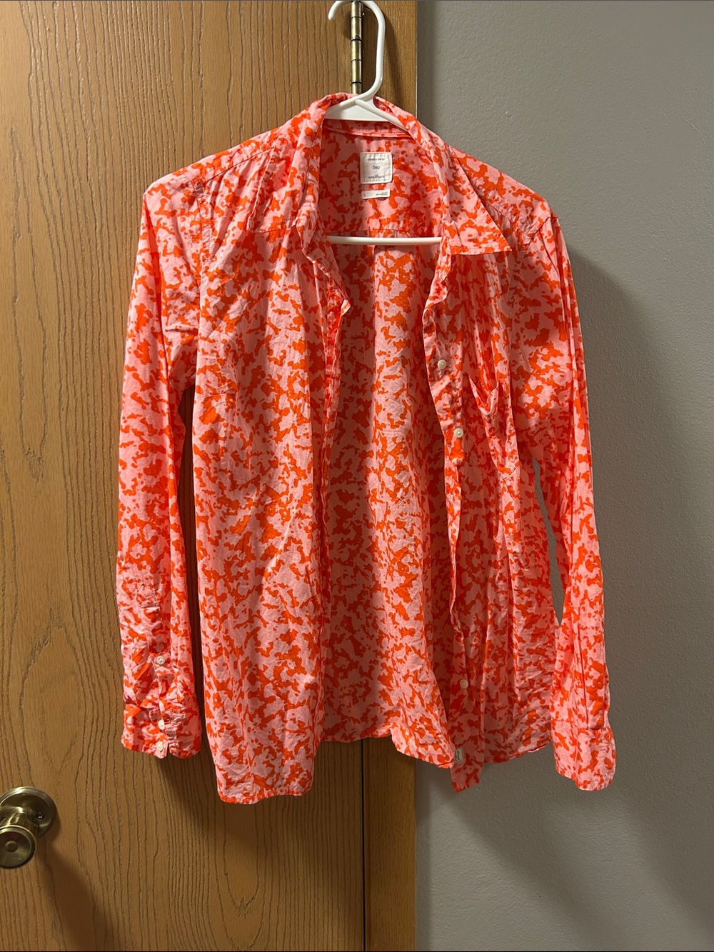 GAP Coral and White Printed Button-Down Shirt